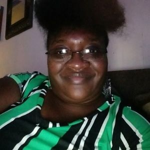 Meet your Posher, Deloris